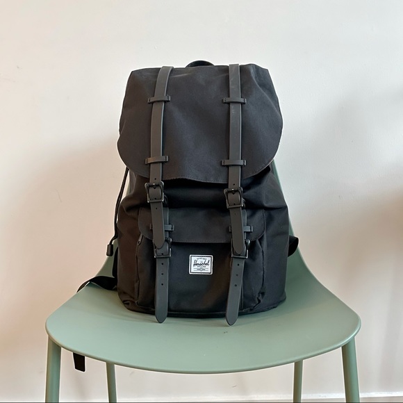 Herschel Supply Company Other - Hershel Supply Company Black Backpack